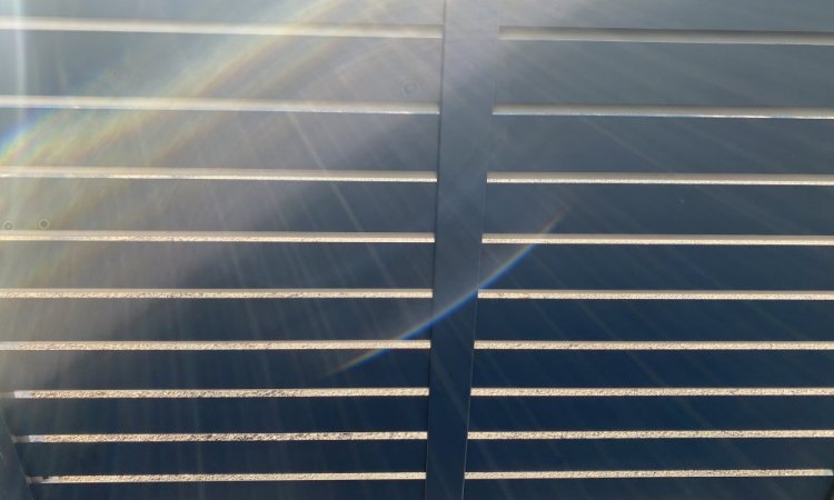Domobaie - Fenêtre - Nevers - Cosne sur Loire -Portail aluminium sur mesure - Clôture sur mesure - Menuiserie - Aluminium - PVC - Portail Design - Portail Persienné noir