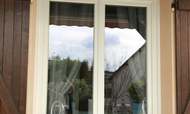 Pose de fenêtres - Nevers - DomoBaie - Cosne sur Loire - Nièvre - Sur mesure - Fenêtre PVC Blanche